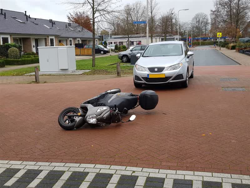 Scooter Aangereden Op Kruising In Lievelde