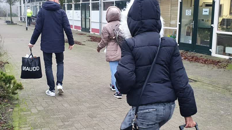 Jonge Asielzoekers Langer Op De Betteld In Zelhem